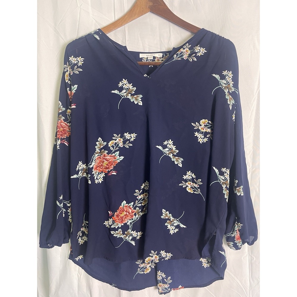 Fun 2 Fun women's navy floral long sleeve blouse size 1X